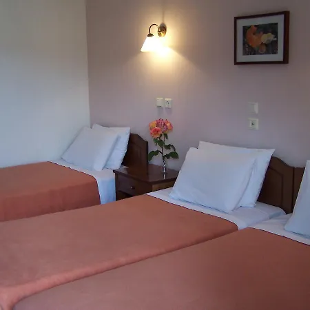 Valia Calda 3* Perivoli (Grevena)